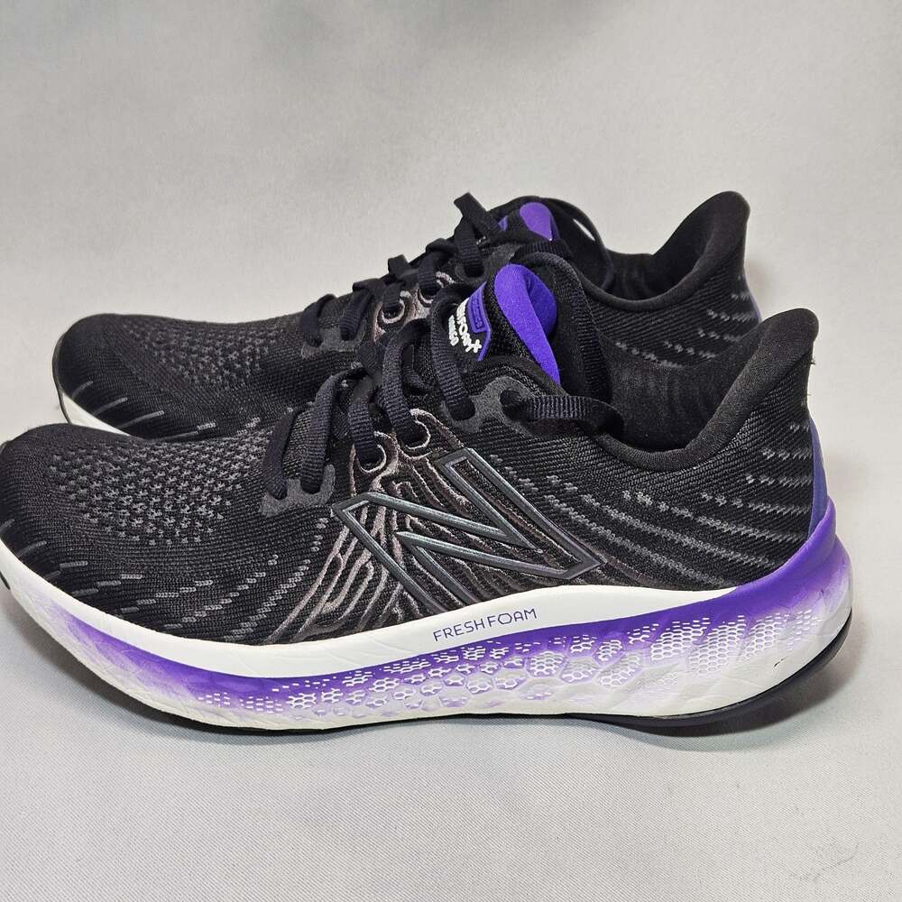 New Balance Women's 8 Fresh Foam X Vongo V5 Black/Purple Running Shoes Classic